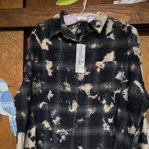 New with tags BDG Urban Outfitters Bleach washed flannel shirt oversized xs